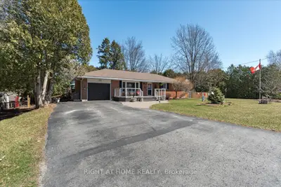 Detached in Quinte West