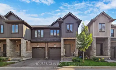 Condo Townhouse in Hamilton