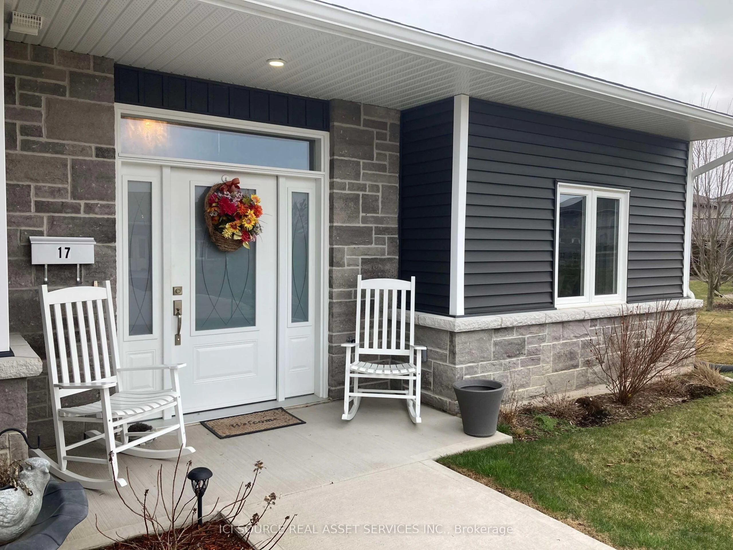 2380 9th Avenue E 17, Owen Sound, ON N4K 3H5