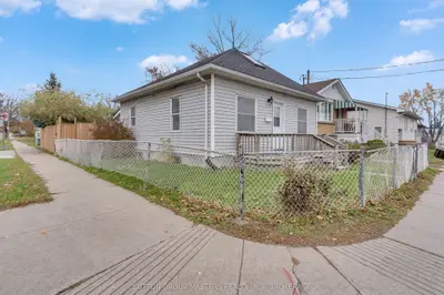 Detached in Kingston
