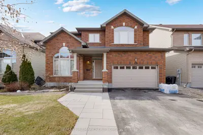 Detached in Orleans - Convent Glen and Area