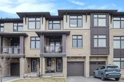 Att/Row/Townhouse in Orleans - Convent Glen and Area
