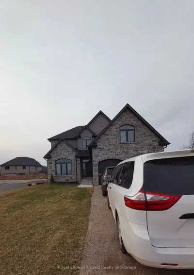 24 Sycamore Drive, Tillsonburg, On N4g 5r9
