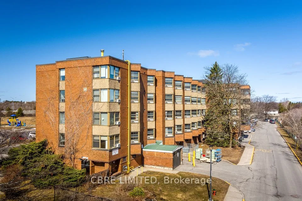 2179 Elmira Drive, Parkway Park - Queensway Terrace S and Area, ON K2C 3S1