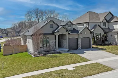 255 Wedgewood Drive, Woodstock, On N4t 0j1