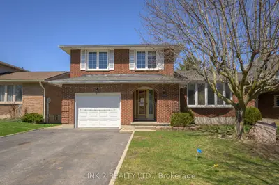 275 Highview Crescent, London South, On N6j 4e1