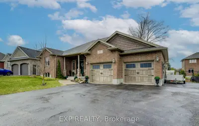 Detached in Mapleton