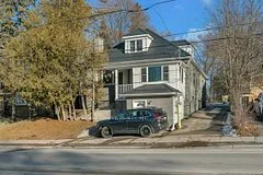 789 Portsmouth Avenue, Kingston, ON K7M 1W6