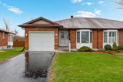 38 Wilmot Young Place, Brockville, On K6v 7h3