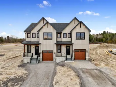 Semi-Detached in Cramahe