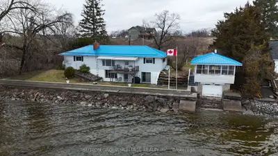 Detached in Greater Napanee