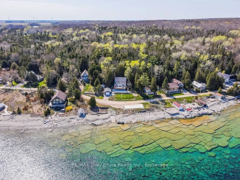 101 North Shore Road, Northern Bruce Peninsula, On N0h 1w0