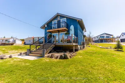 Detached in Georgian Bluffs