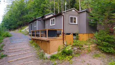Detached in Madawaska Valley