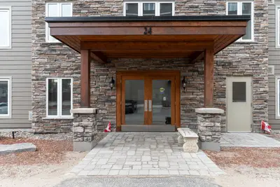 24 Dairy Lane 103, Huntsville, On P1h 0a4