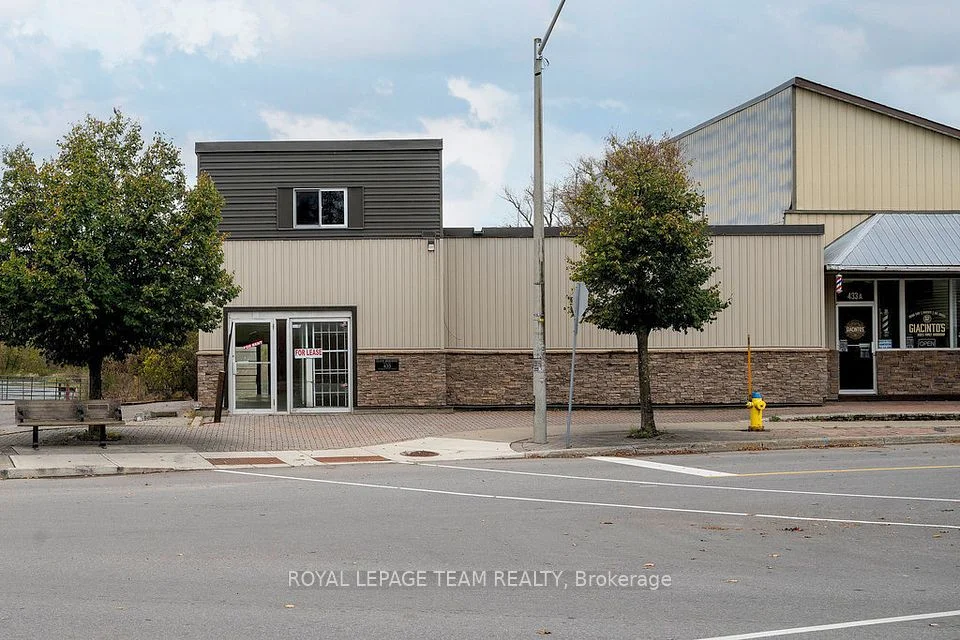 433 Donald B Munro Drive, Carp - Huntley Ward, ON K0A 1L0