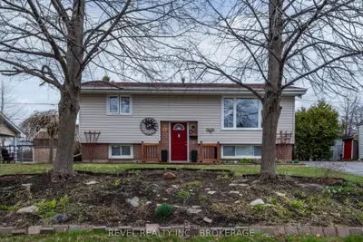 153 Sherwood Avenue, Loyalist, On K7n 1n7