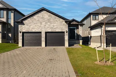 1573 Drew, London East, ON, N5V 0C3