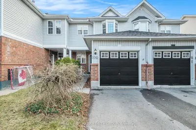 Att/Row/Townhouse in Orleans - Cumberland and Area