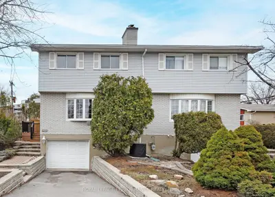 Semi-Detached in Elmvale Acres and Area