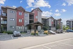 11 BECKWITH Lane 303, Blue Mountains, ON L9Y 0C7