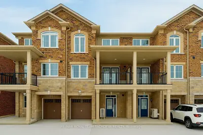 Condo Townhouse in Brantford