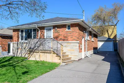 Detached in Hamilton