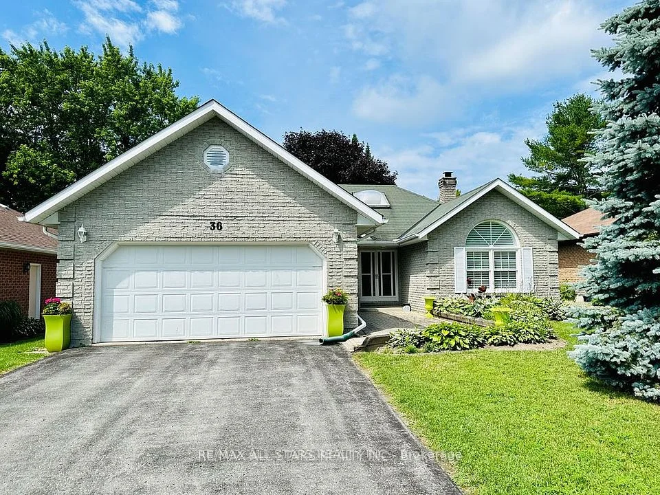 36 Russell Hill Road, Kawartha Lakes, On K0m 1a0