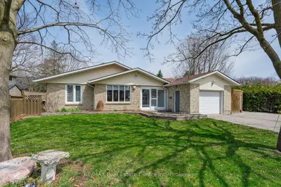 Detached in Guelph
