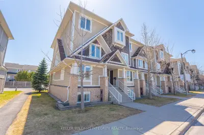 Condo Townhouse in Barrhaven