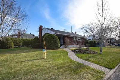 686 Weston Drive, Elmvale Acres And Area, On K1g 1v8