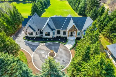 Detached in Hamilton