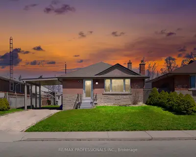 Detached in Hamilton