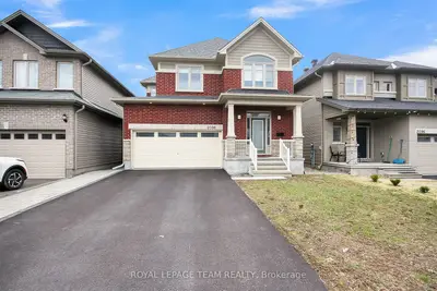 Detached in Barrhaven