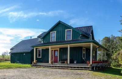 Detached in Grey Highlands