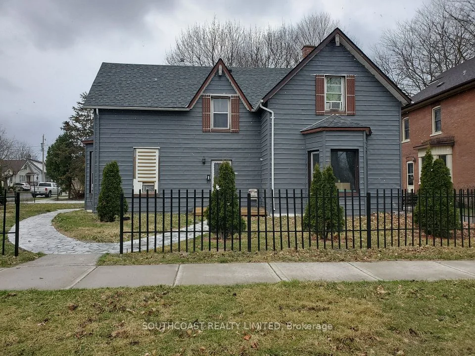 218 Talbot Street S, Norfolk, ON N3Y 2Z7