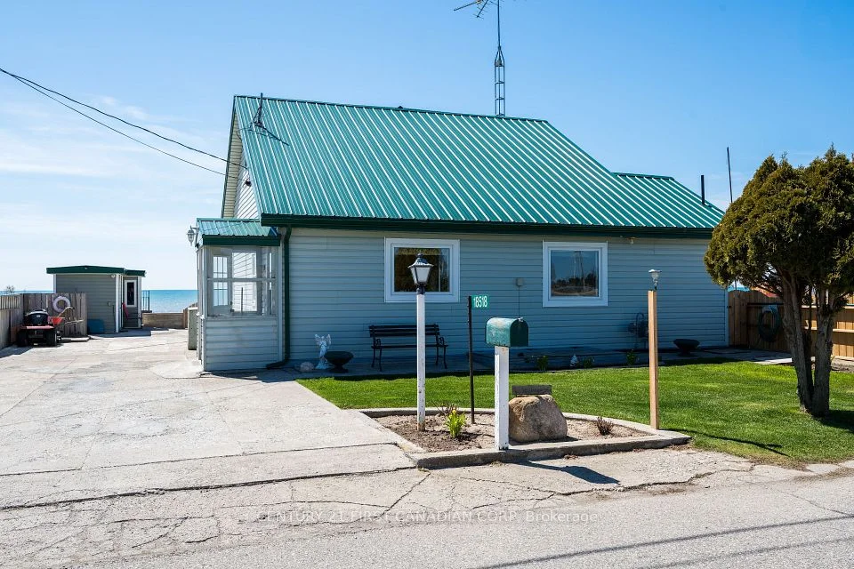 18518 Erie Shore Drive, Chatham-Kent, ON N0P 1A0