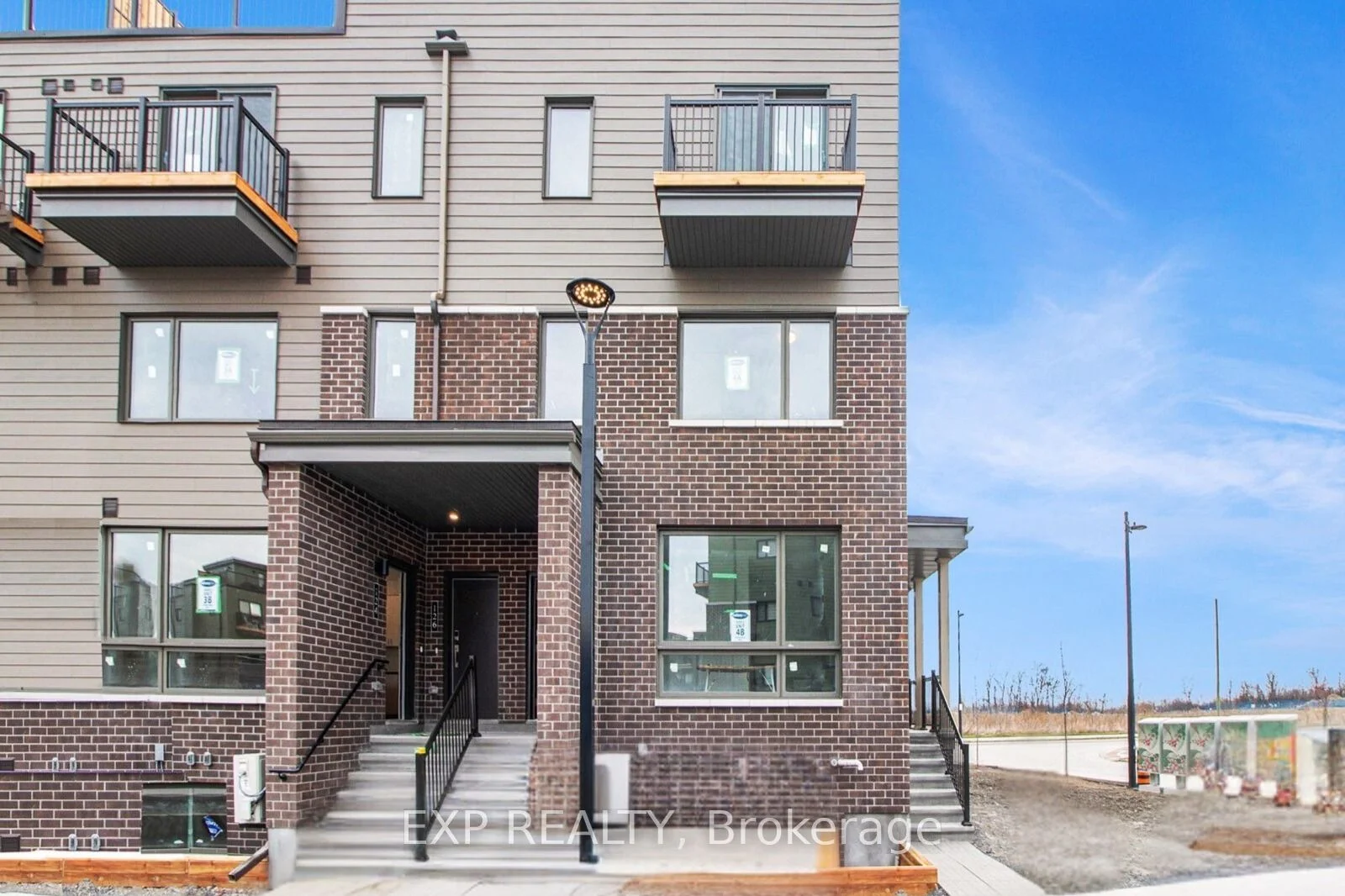 130 Mishi Private, Manor Park - Cardinal Glen and Area, ON K1K 0P2