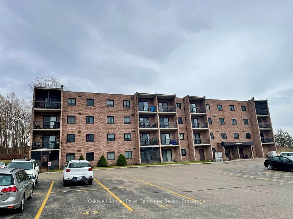 5 Valleyside Drive 405, Brockton, ON N0G 2V0