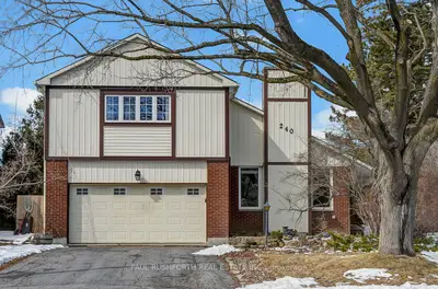 Detached in Kanata