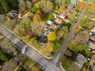Detached in London South
