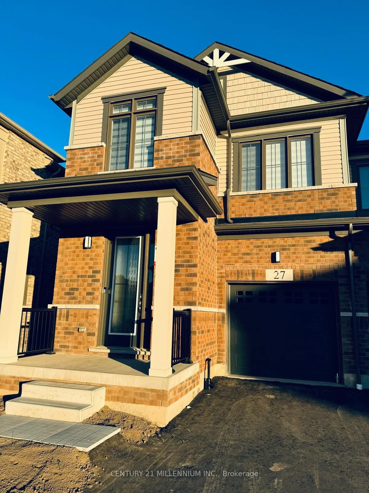 15 Blacklock Street 27, Cambridge, On N1s 0e6
