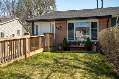 Semi-Detached in Woodstock