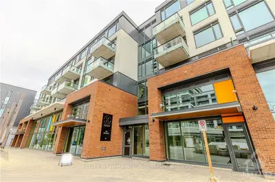Condo Apartment in West Centre Town
