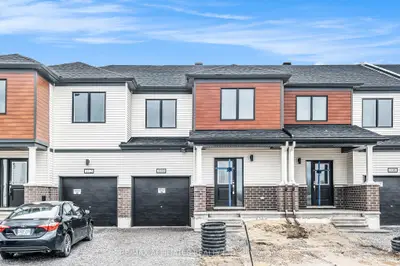 Att/Row/Townhouse in North Grenville