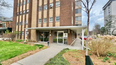 Co-op Apartment in Hamilton