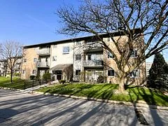 675 Wonderland Road S 3, London South, ON N6K 1M1