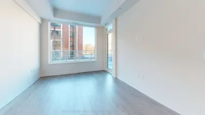 Condo Apartment in Hamilton