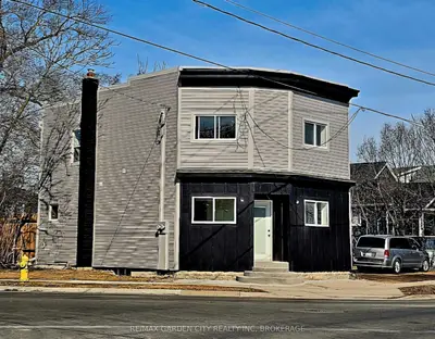 Duplex in St. Catharines