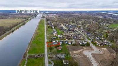 Detached in Welland